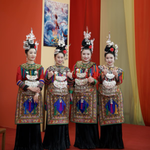 舞乐蝉歌乐团