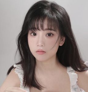 张潼瑶