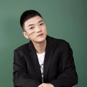 杨昊