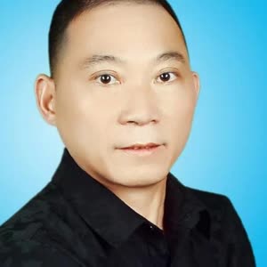 泥巴爱鲜花